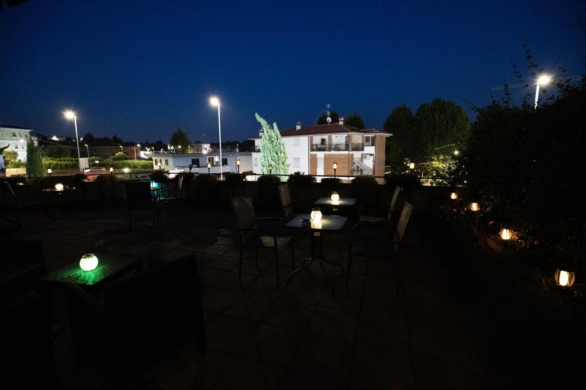 Bru Rooms Peschiera del Garda Dış mekan fotoğraf