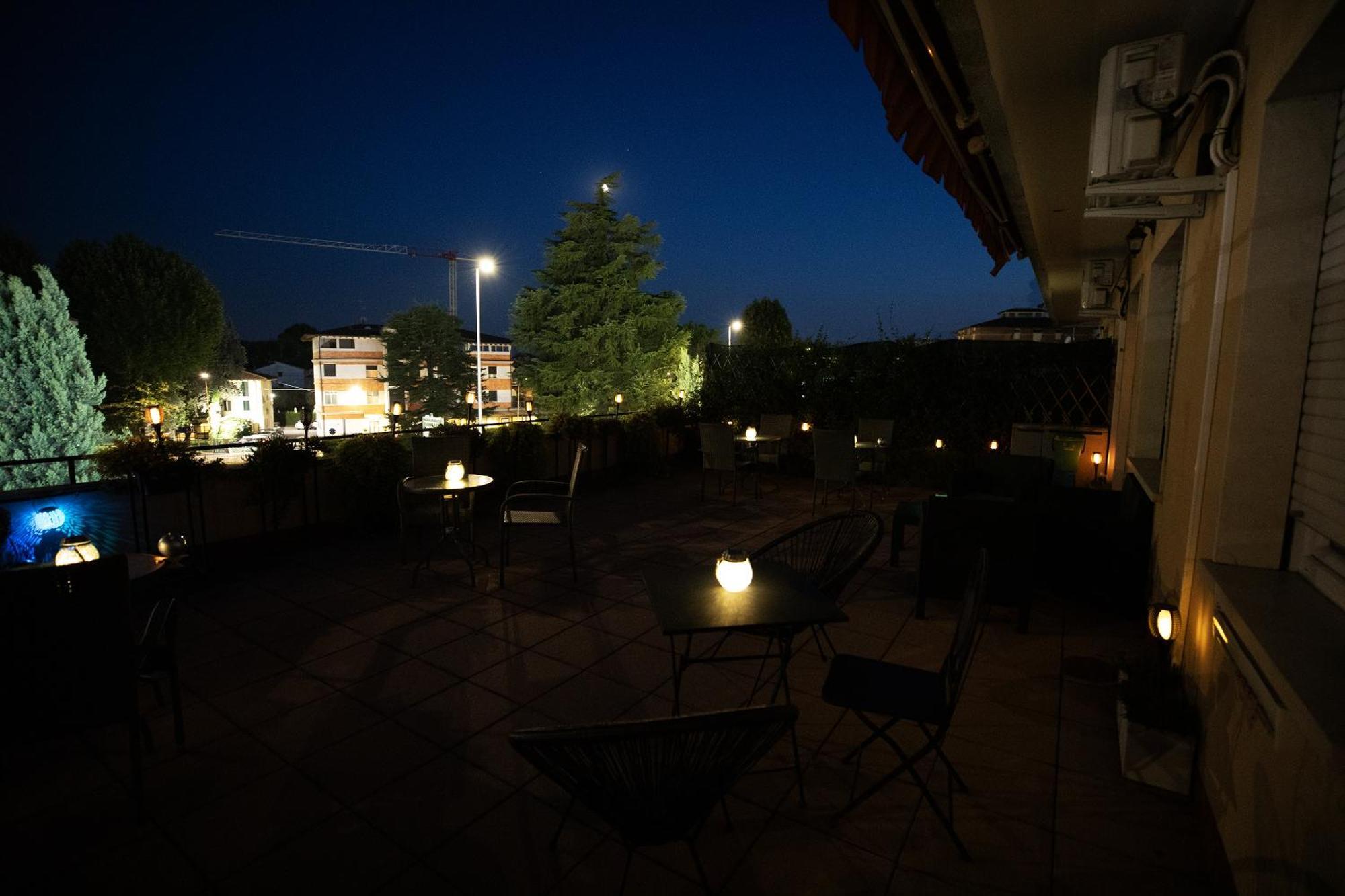 Bru Rooms Peschiera del Garda Dış mekan fotoğraf