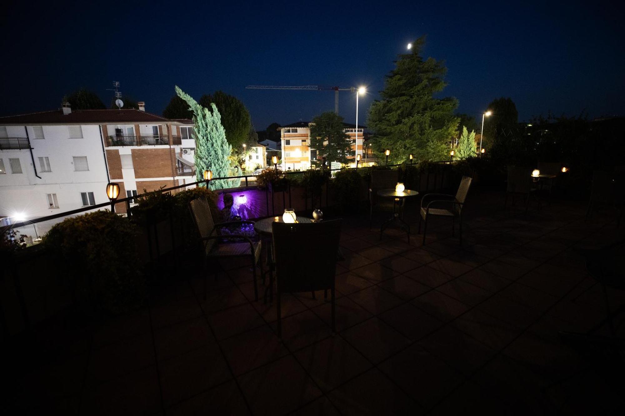 Bru Rooms Peschiera del Garda Dış mekan fotoğraf