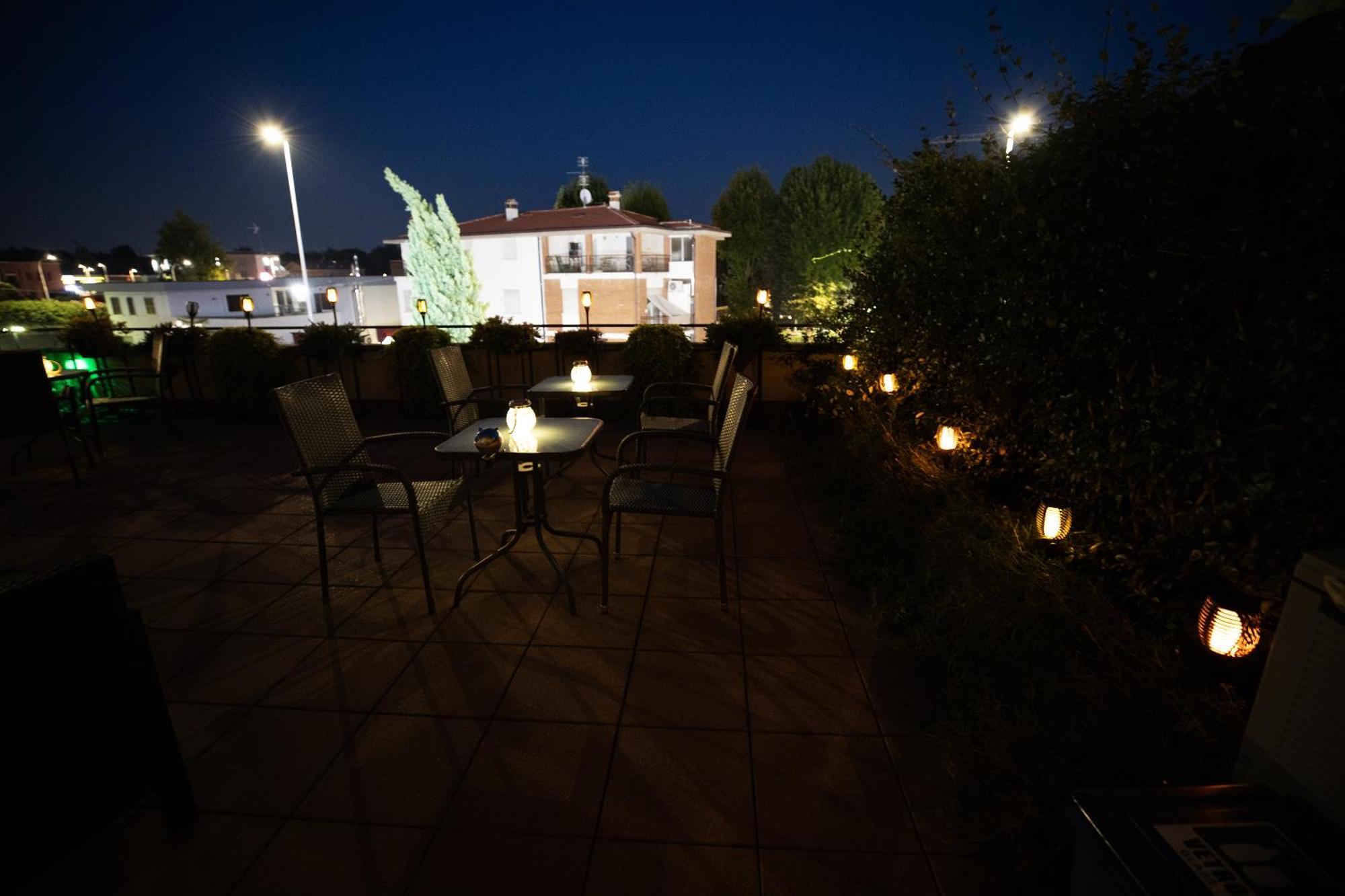 Bru Rooms Peschiera del Garda Dış mekan fotoğraf