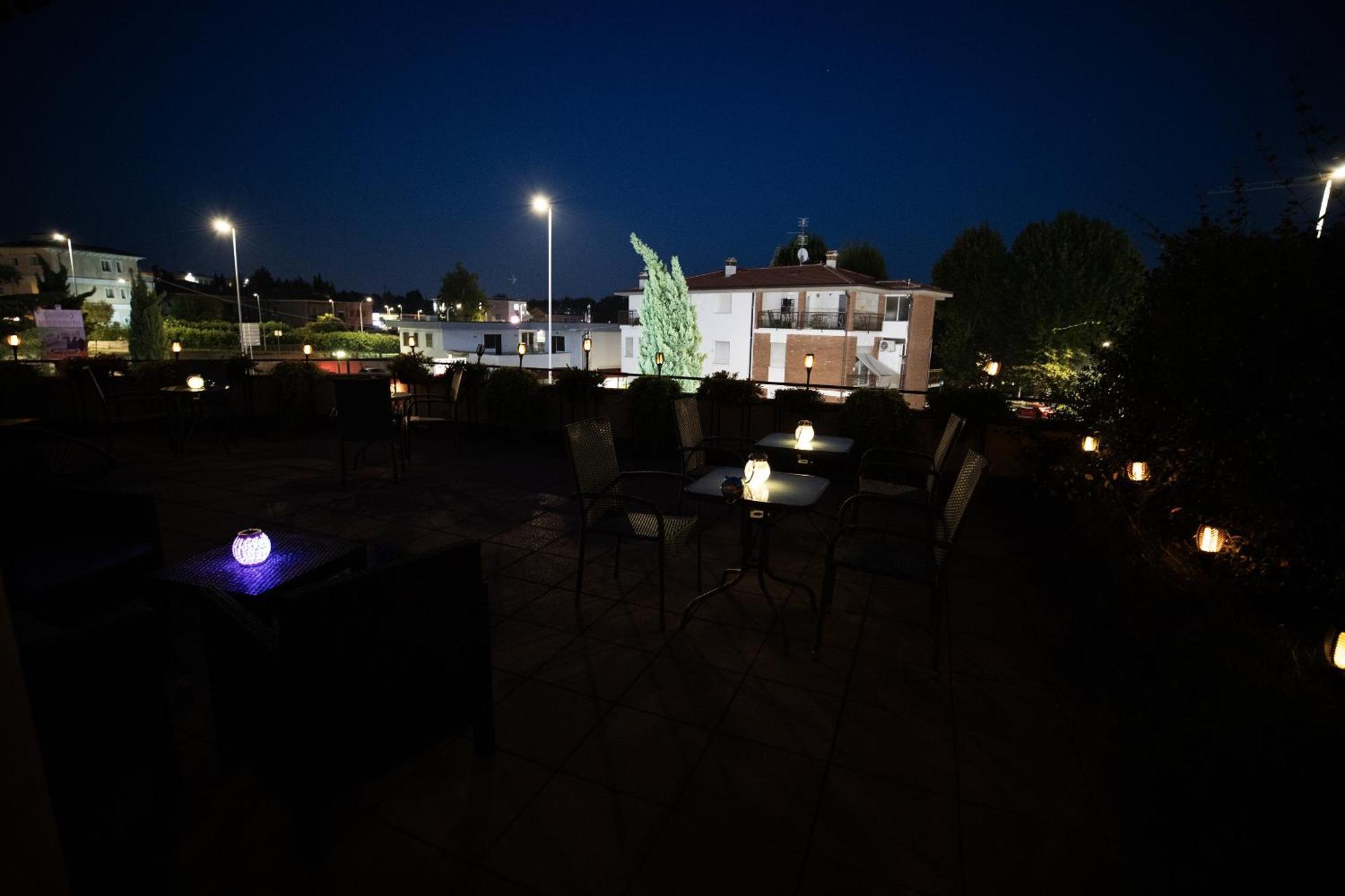 Bru Rooms Peschiera del Garda Dış mekan fotoğraf