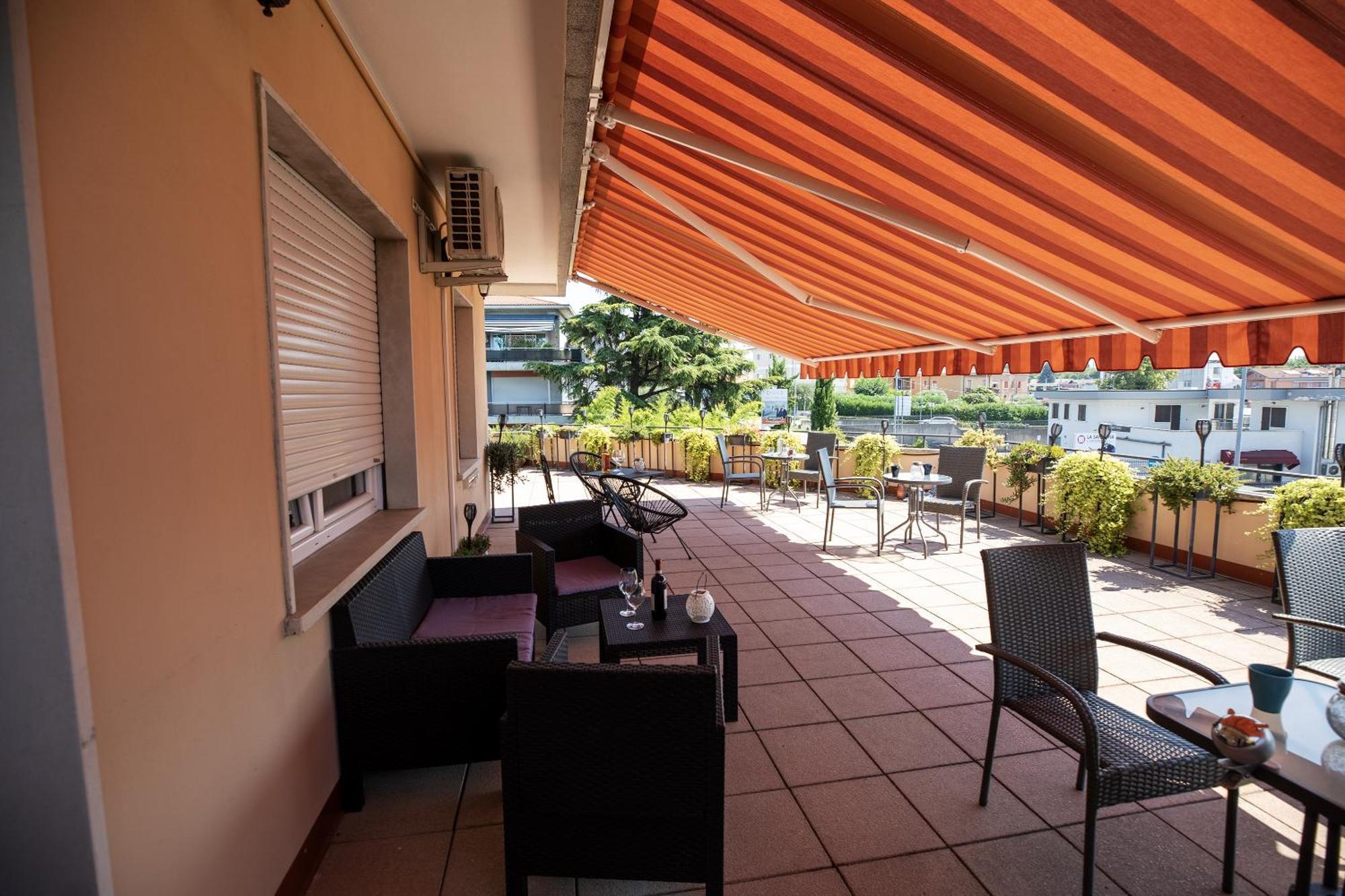Bru Rooms Peschiera del Garda Dış mekan fotoğraf